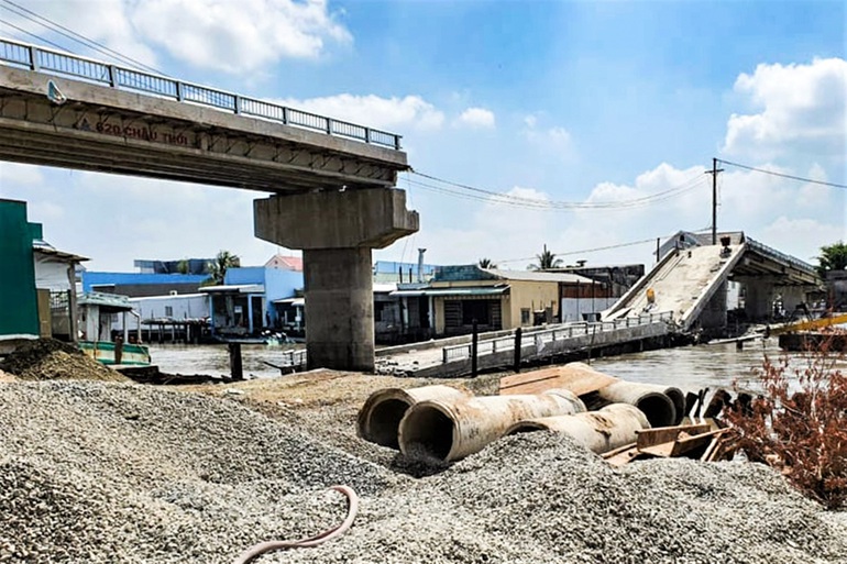 Vụ sập cầu hơn 70 tỷ đồng: Cà Mau “hỏa tốc” báo cáo gì với Thủ tướng?