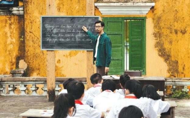 ‘Mang tiền về cho mẹ’ của Đen Vâu, ranh giới mong manh giữa sống đẹp và thực dụng