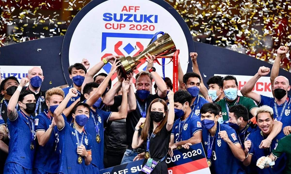 Đội tuyển Thái Lan vẫn bị ĐT Việt Nam bỏ xa trên bảng xếp hạng FIFA