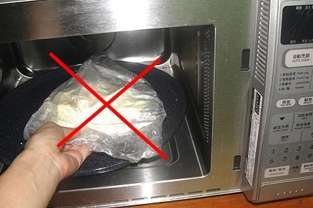 Những thực phẩm tối kỵ với lò vi sóng, có thể hoá thành ‘thuốc độc’