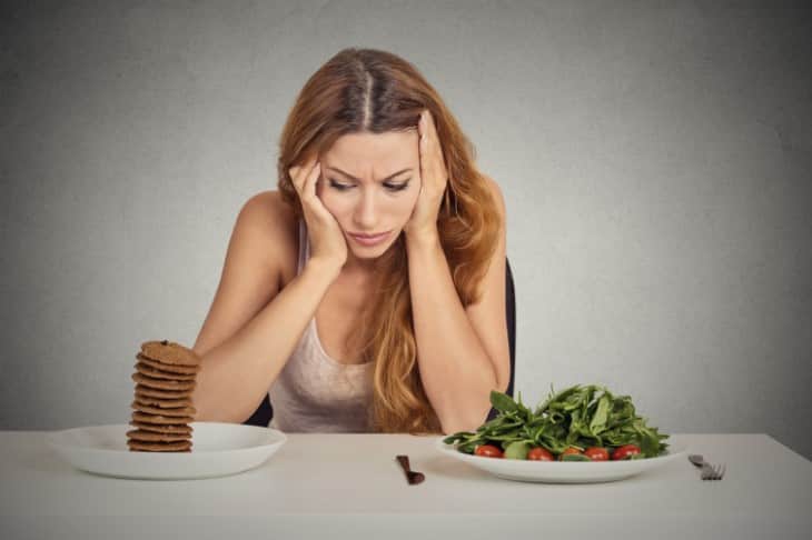 Dấu hiệu khi ăn có thể cảnh báo ung thư