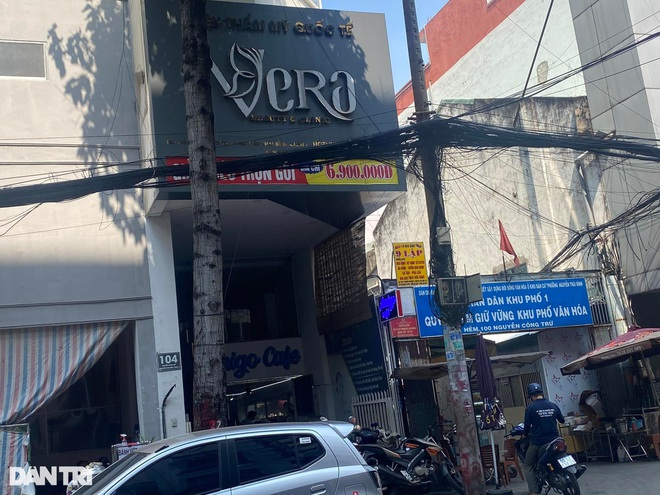 Khởi tố 3 người ở thẩm mỹ viện Vera hút mỡ bụng ‘chui’ khiến một phụ nữ tử vong