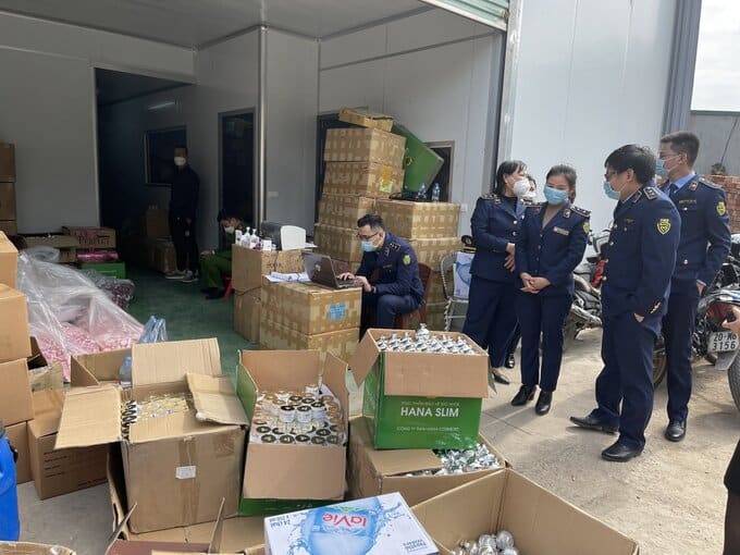 Thái Nguyên xử lý hình sự vụ thu giữ hàng tấn mỹ phẩm, thực phẩm bảo vệ sức khỏe tại Công ty Dược mỹ phẩm Gem Korea