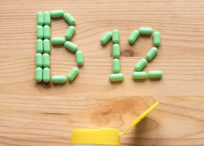 Dấu hiệu ẩn của sự thiếu hụt vitamin B12 mà chúng ta thường bỏ qua