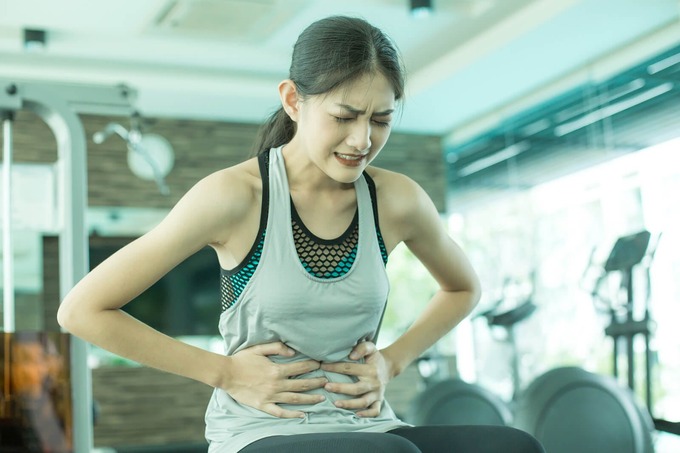 Cách giảm đau cơ bụng sau khi tập luyện thể thao