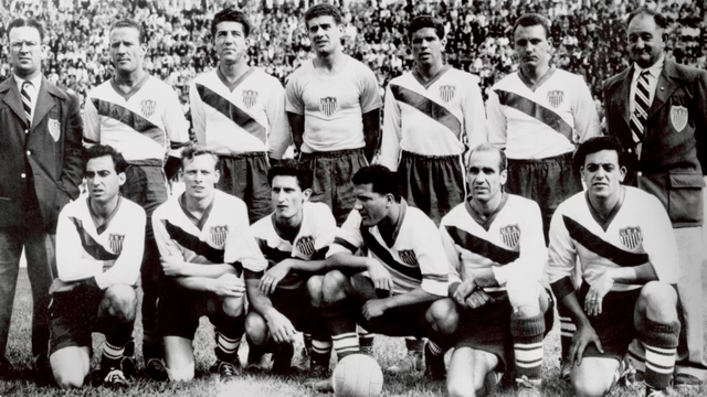Những ‘cú sốc nghiêng ngả’ trong lịch sử World Cup
