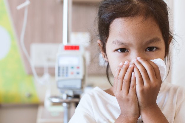 Cảnh báo tình trạng chảy máu cam ở trẻ nhỏ khi trời lạnh