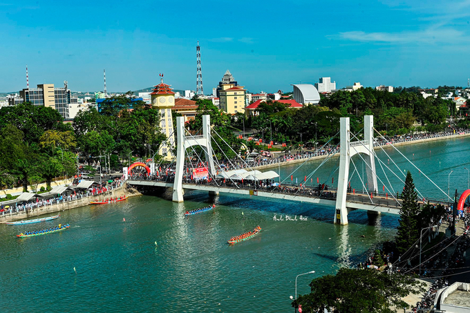 Bình Thuận: Lễ hội đua thuyền mừng Đảng, mừng xuân Quý Mão 2023