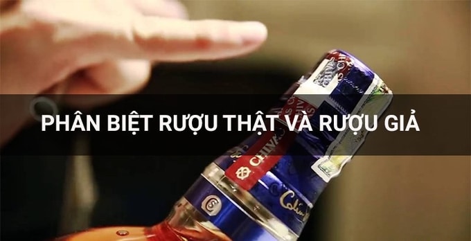 Cách phân biệt rượu giả và rượu thật trong dịp Tết