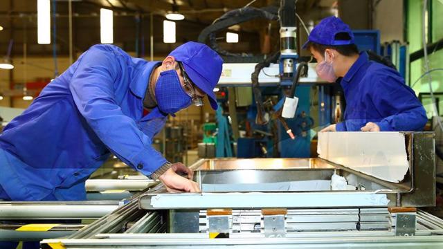 Chính sách mới cho lao động dôi dư khi sắp xếp lại doanh nghiệp nhà nước