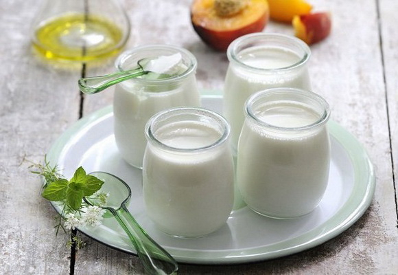 Ăn sữa chua có thể trị hôi miệng