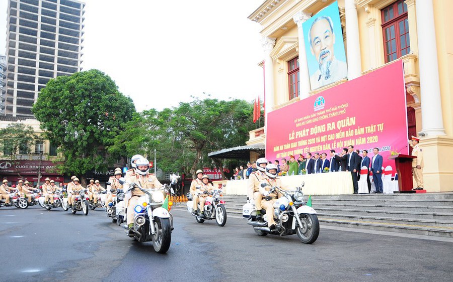 Tuyệt đối không can thiệp xử lý vi phạm; xem xét xử lý CBCCVC vi phạm trật tự an toàn, giao thông