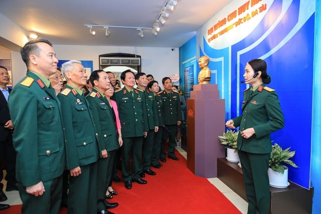 Triển lãm về Đại tướng Chu Huy Mân – vị tướng ‘Hai Mạnh’ đức độ, đa tài