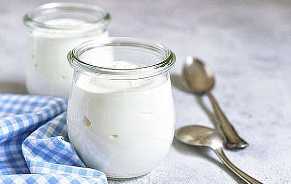 Dùng sữa chua trước bữa ăn giúp chống viêm