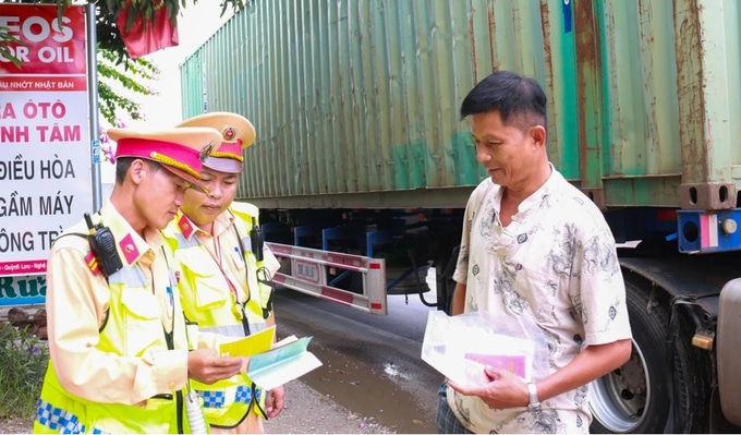 Nghệ An bảo đảm trật tự, an toàn giao thông phục vụ nhu cầu đi lại của nhân dân dịp nghỉ Lễ Quốc khánh và Khai giảng năm học mới
