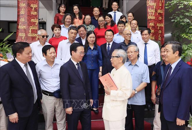 Chủ tịch nước dự Lễ giới thiệu tác phẩm ‘ Còn có ai người khóc Tố Như ‘