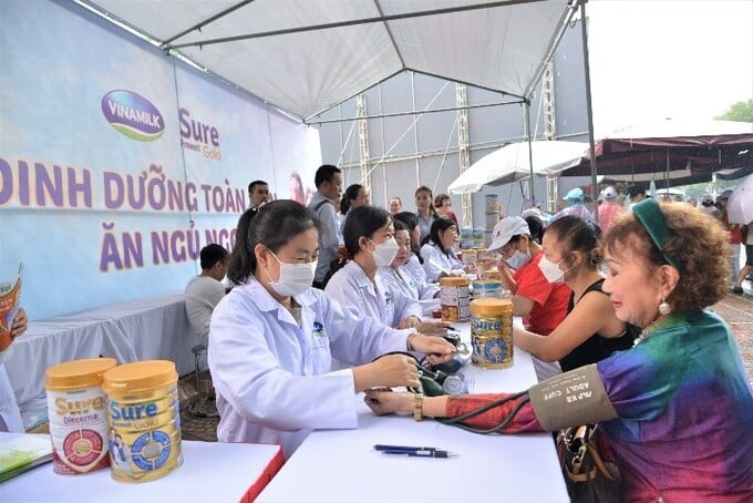 “Có hẹn cùng thanh xuân” – Chuyến tàu ngược thời gian cho người cao tuổi