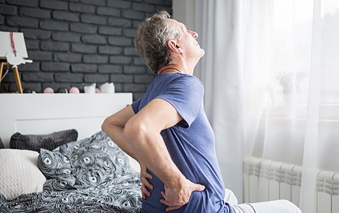 Mối liên hệ giữa mất ngủ và đau lưng dưới