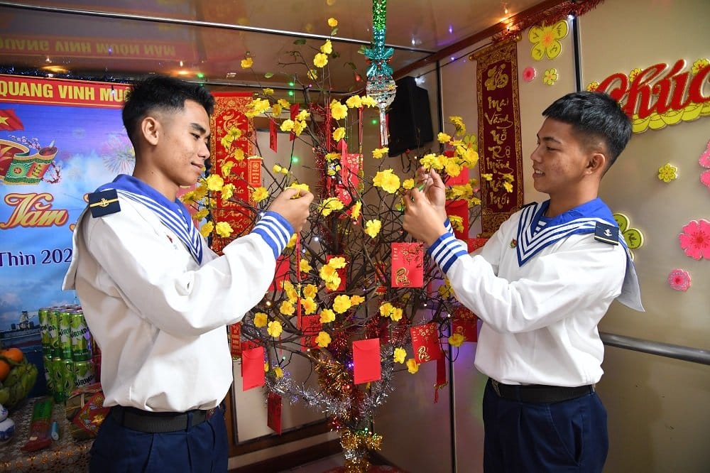 ‘Đón Tết an toàn, sẵn sàng chiến đấu’