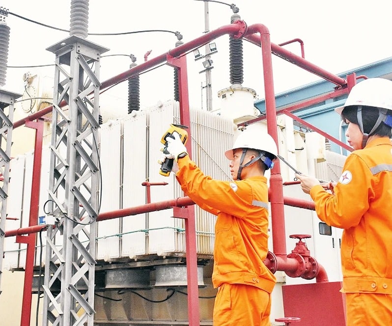 EVNHANOi tăng cường các giải pháp tiết kiệm điện mùa nắng nóng