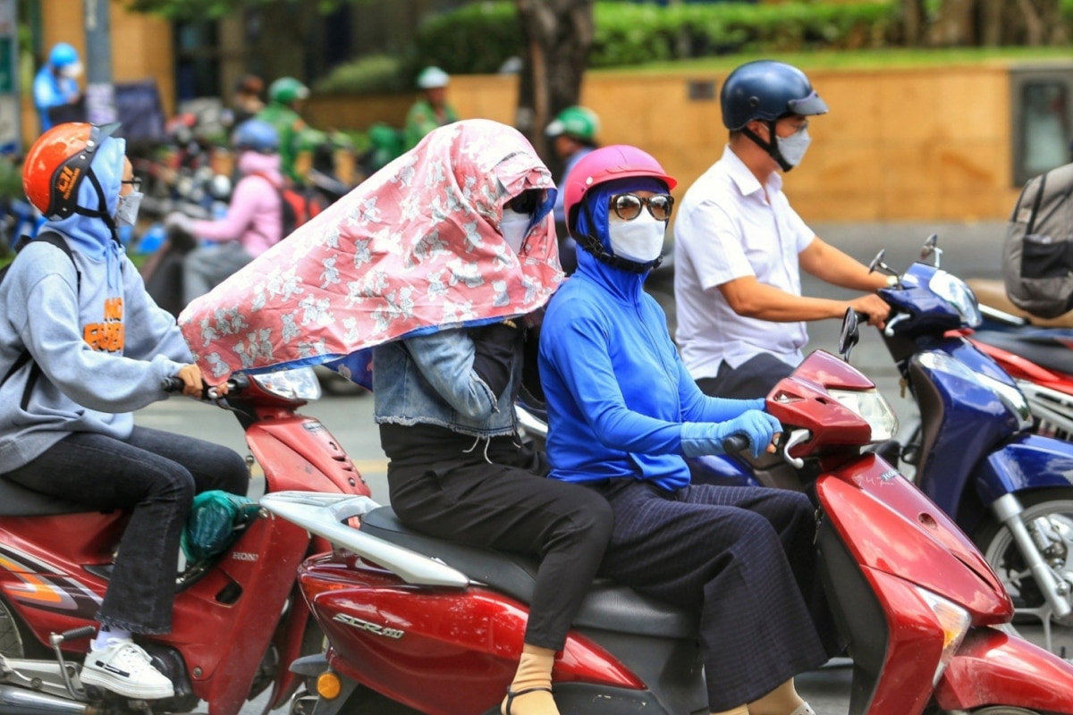 Dự báo thời tiết ngày 27/5: Bắc Bộ mưa dông vào chiều tối, Trung Bộ và Nam Bộ nắng nóng gay gắt