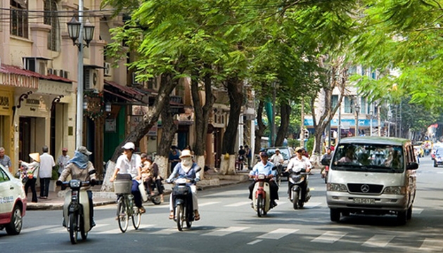 Dự báo thời tiết ngày 15/9: Bắc Bộ ngày nắng, Tây Nguyên và Nam Bộ có mưa vừa, mưa to và dông