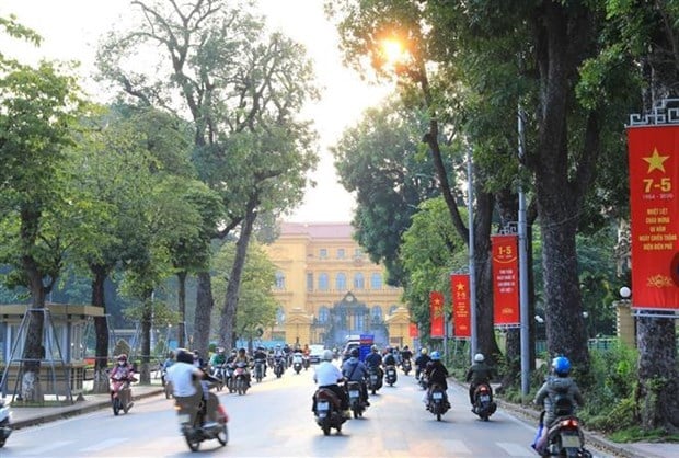 Dự báo thời tiết ngày 13/10: Miền Bắc, miền Trung ngày nắng, miền Nam có mưa vào chiều tối