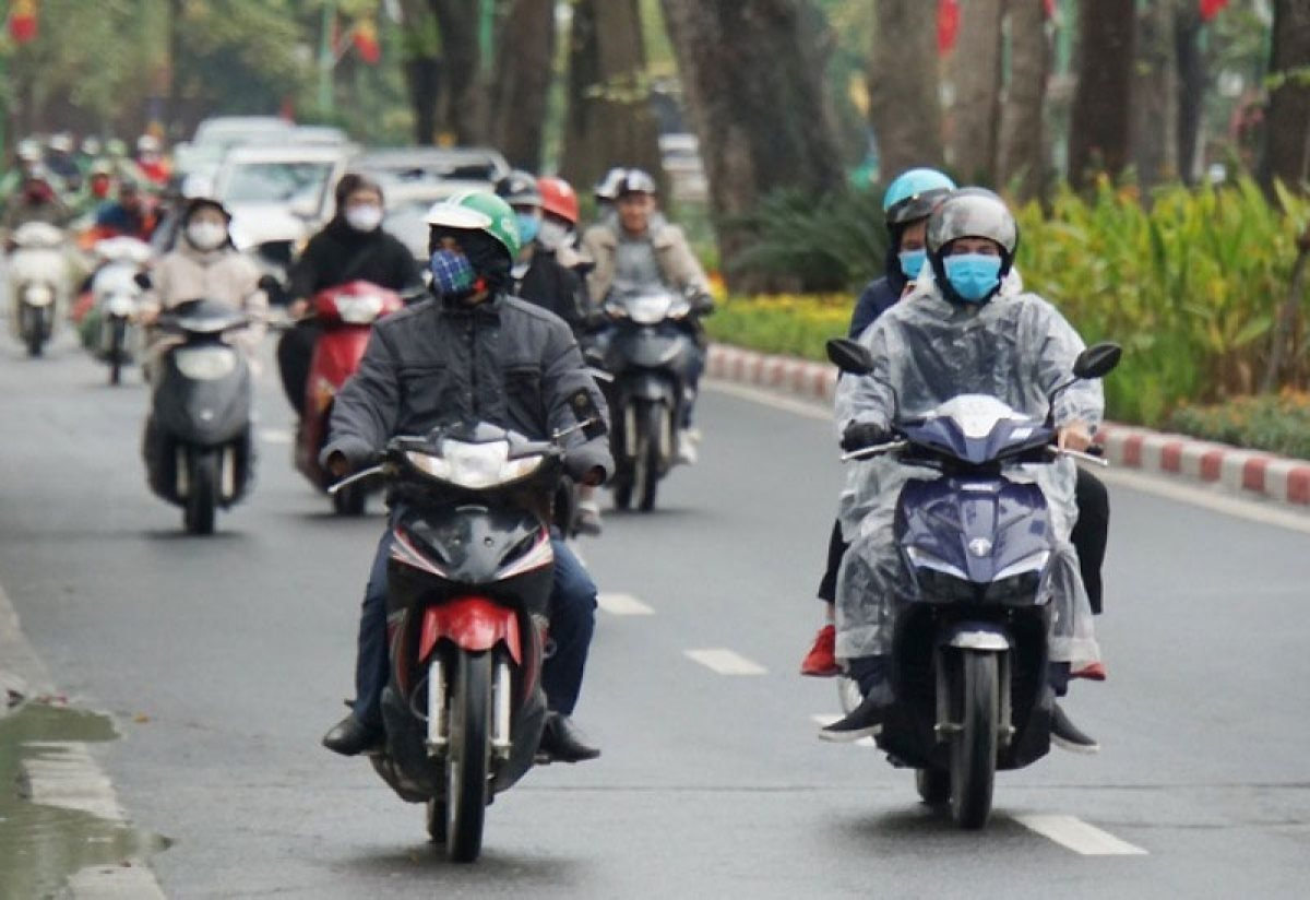 Dự báo thời tiết ngày 24/10: Vùng núi Bắc Bộ đêm và sáng trời rét, Nam Bộ giảm mưa