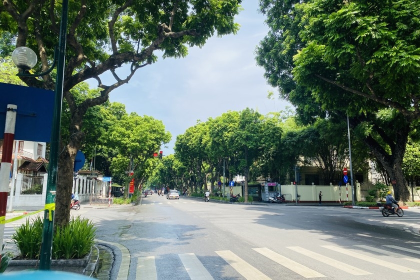 Dự báo thời tiết ngày 3/10: Miền Bắc nắng hanh, miền Nam mưa dông