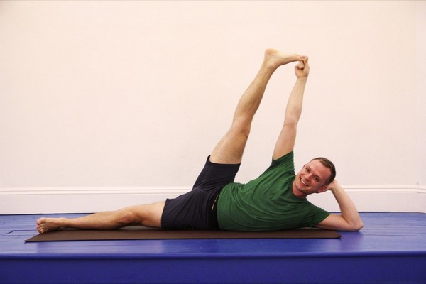 Lợi ích của tư thế anantasana đối với sức khoẻ