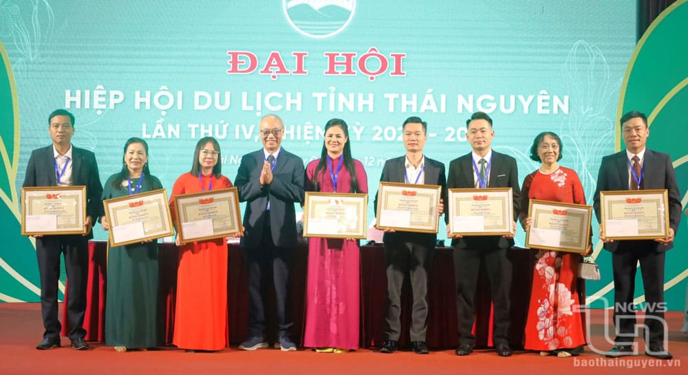 Cầu nối mở rộng liên kết để phát triển du lịch