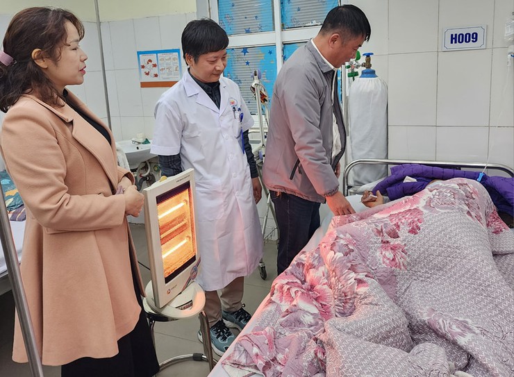 Chăm sóc sức khỏe mùa lạnh cho cộng đồng và người lao động