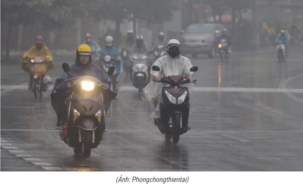Khẩn cấp cảnh báo mưa dông rất lớn ở nhiều khu vực do khối khí nóng và lạnh giao tranh
