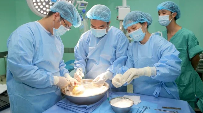 Bệnh nhân ghép tim xuyên Việt thứ 17 ở Huế được xuất viện