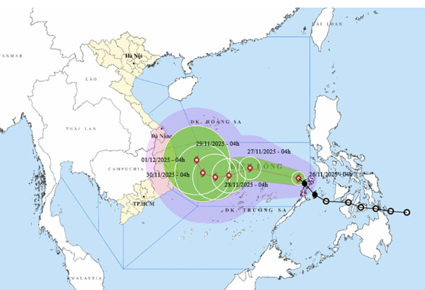Thời tiết 26/11: Bão tăng cấp trên Biển Đông, sóng biển dâng cao