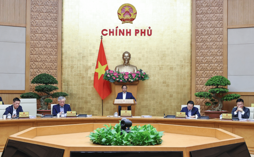 Thủ tướng: Phải bảo đảm “mọi người đều có nhà, mọi gia đình đều có Tết”