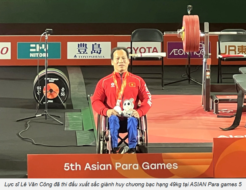 ASIAN Para Games 5: Lực sĩ Lê Văn Công giành huy chương bạc đầu tiên cho Đoàn Thể thao Người khuyết tật Việt Nam